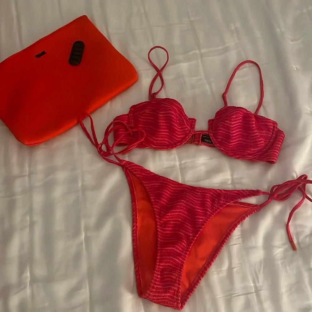 triangl swimwear Red Textured Tie-Side Bikini